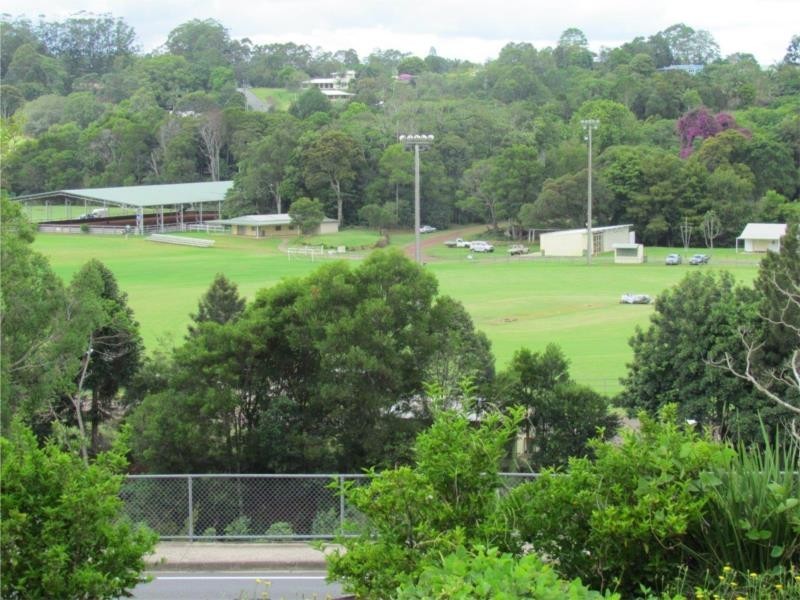 40 Coral Street, Maleny QLD 4552