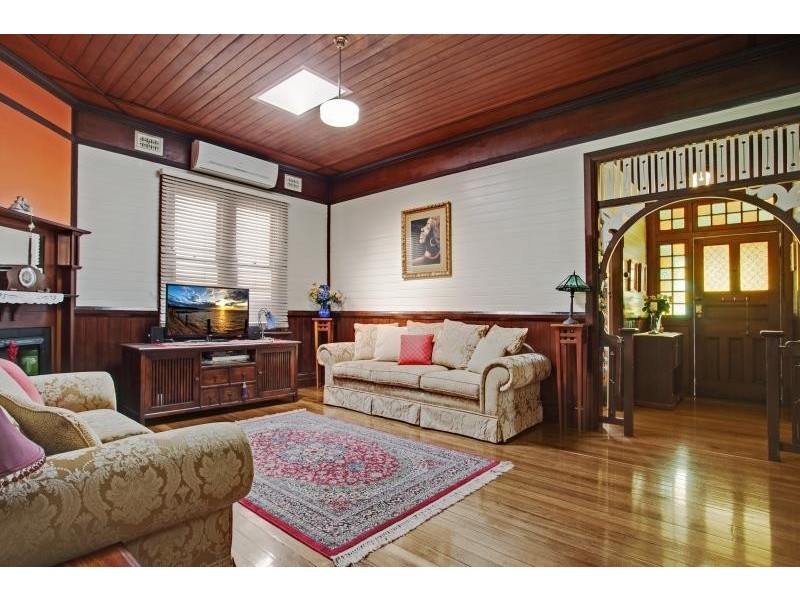 8 Glossop Street, New Lambton NSW 2305