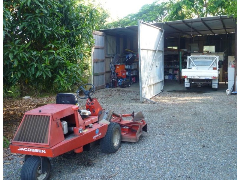 729 Grasstree Road, Grasstree Beach QLD 4740