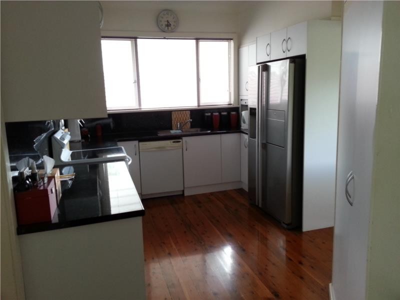 10 Government Road, Nords Wharf NSW 2281