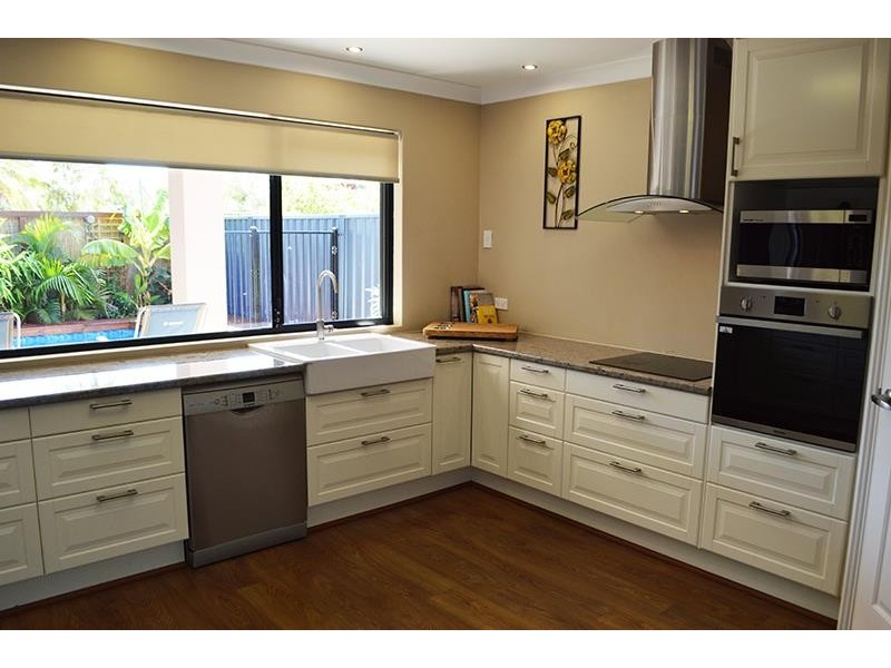 12 Cantata Avenue, Bullsbrook WA 6084