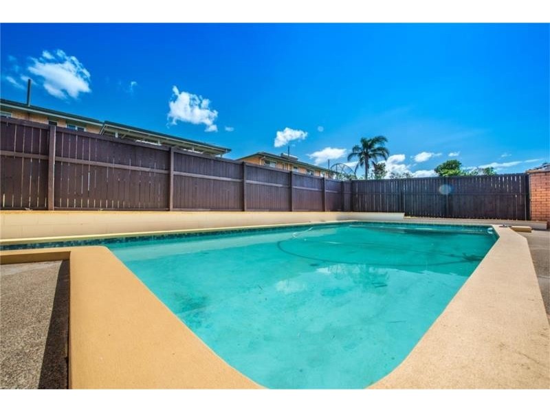 15 Provence Street, Macgregor QLD 4109