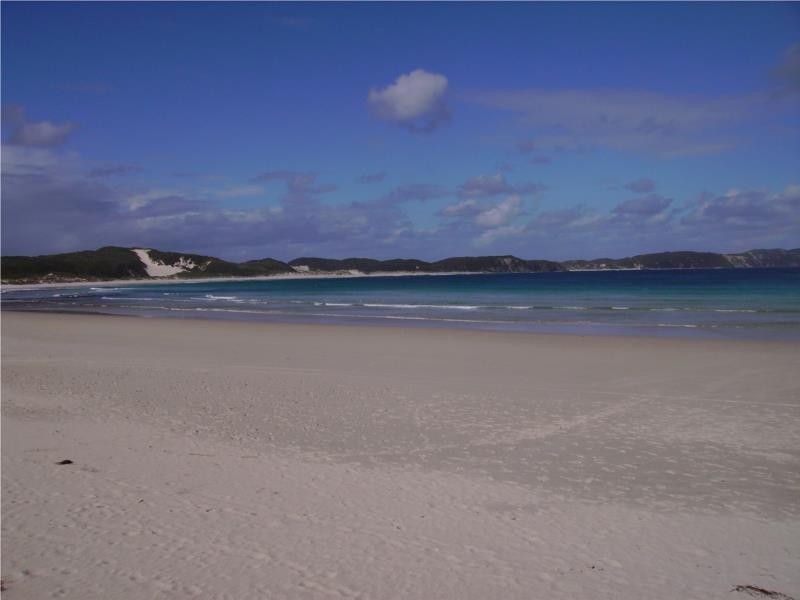 1 Maloney Close, Ocean Beach WA 6333