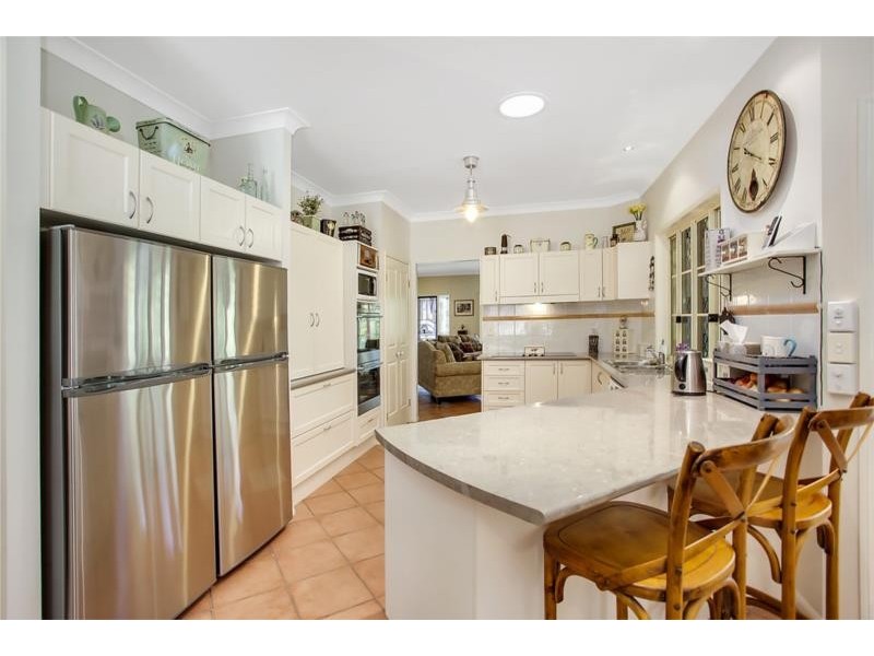 26 Lomatia Court, Bonogin QLD 4213