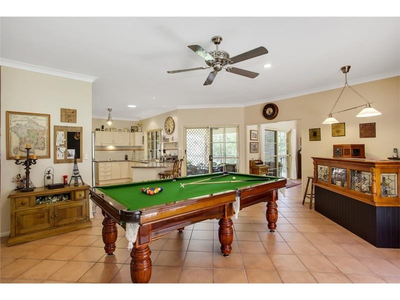 26 Lomatia Court, Bonogin QLD 4213