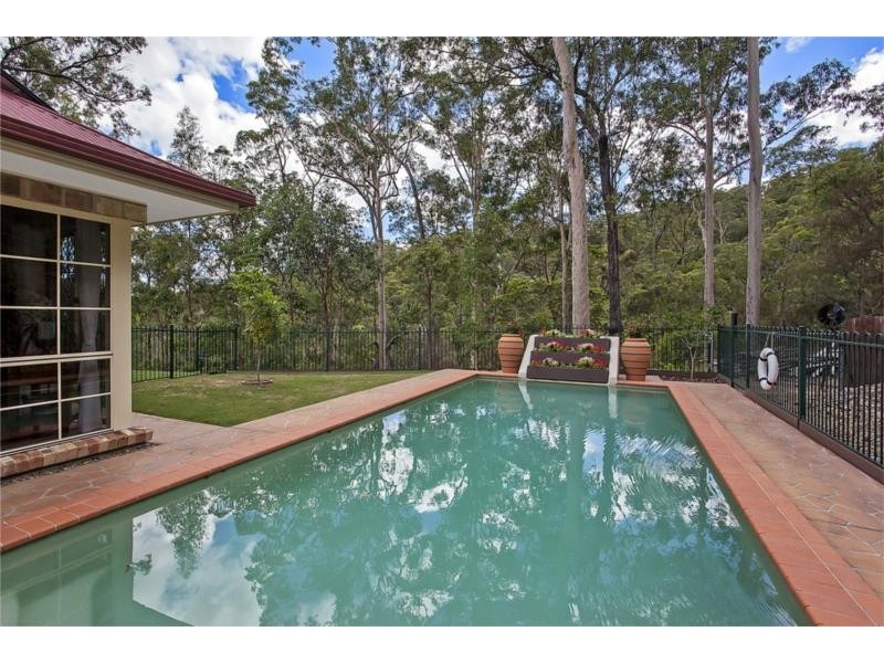 26 Lomatia Court, Bonogin QLD 4213