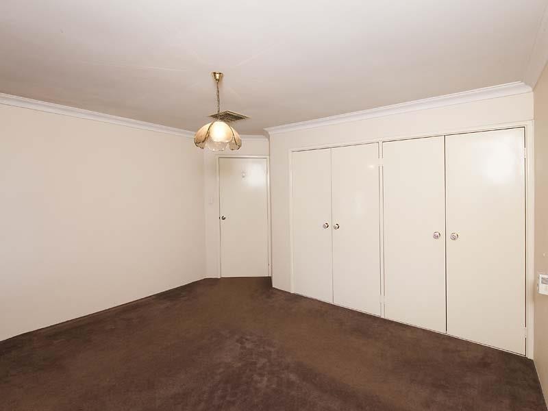 33  Walker Crescent, High Wycombe WA 6057