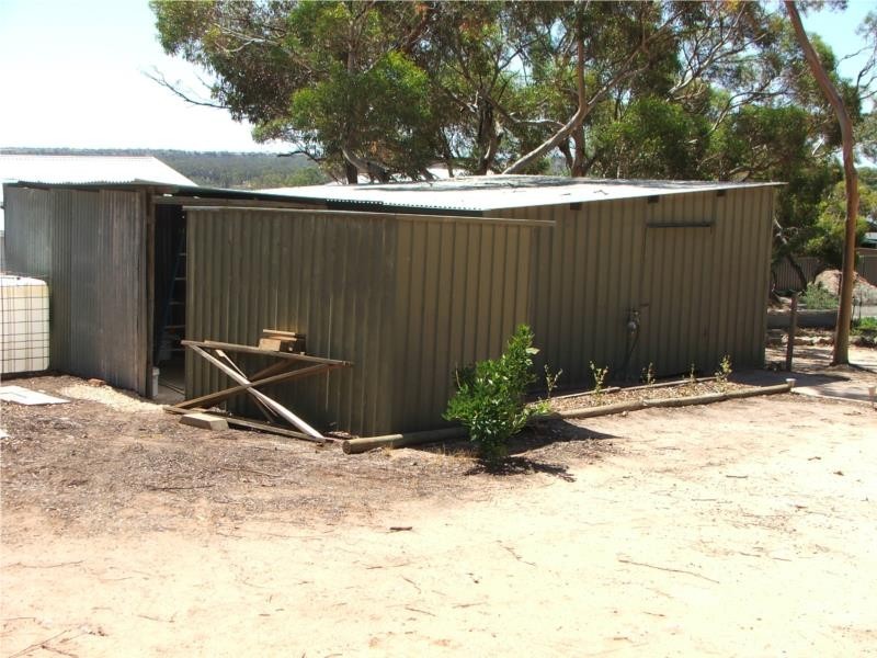 9 Pickering Road, Waikerie SA 5330
