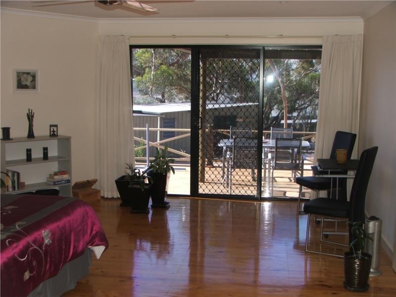 9 Pickering Road, Waikerie SA 5330