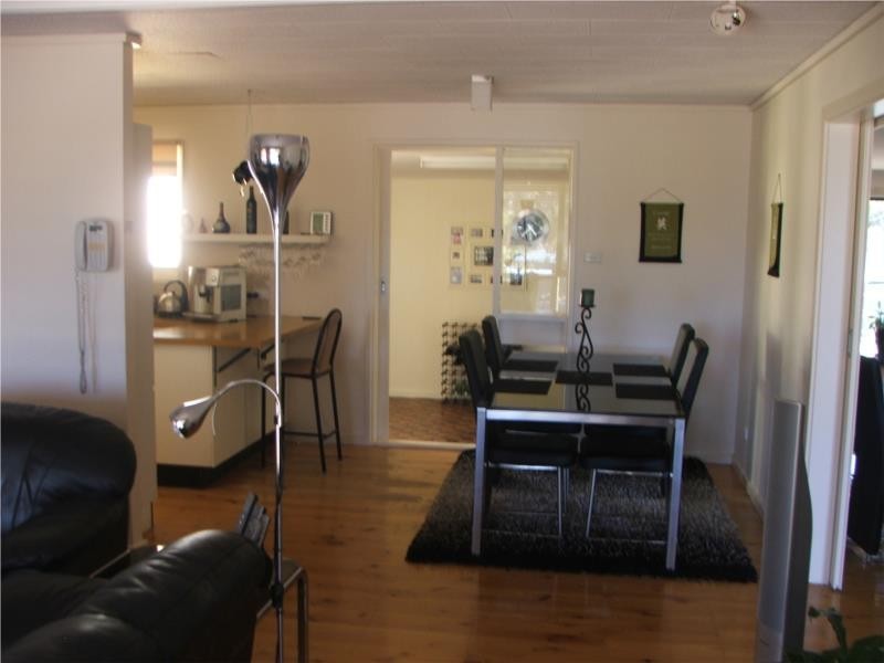 9 Pickering Road, Waikerie SA 5330