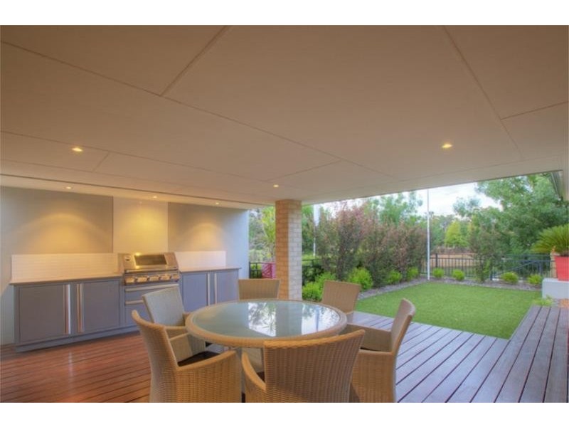 9 Bridgeview Entrance, Vasse WA 6280