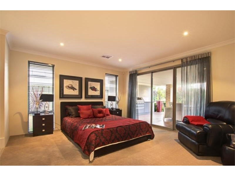 9 Bridgeview Entrance, Vasse WA 6280