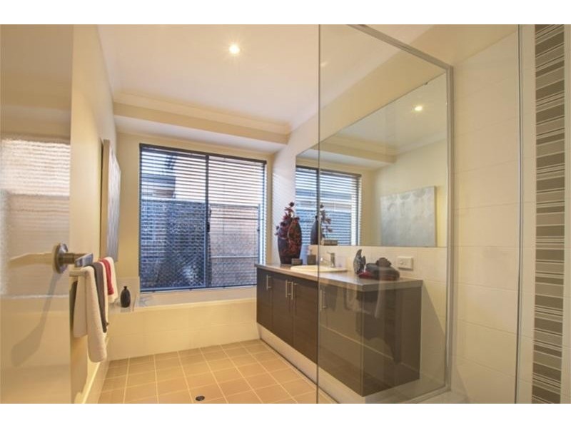 9 Bridgeview Entrance, Vasse WA 6280