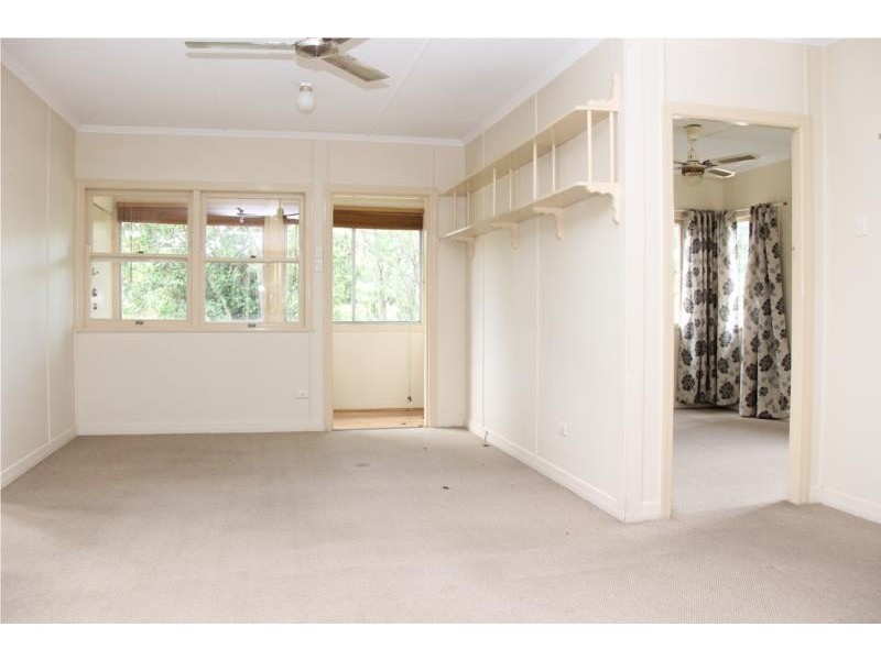 83 White Street, Graceville QLD 4075