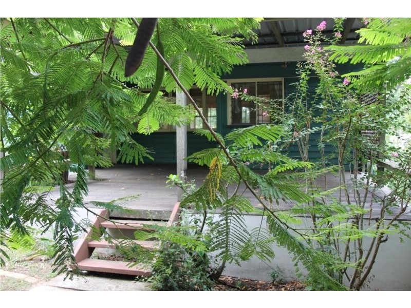 83 White Street, Graceville QLD 4075