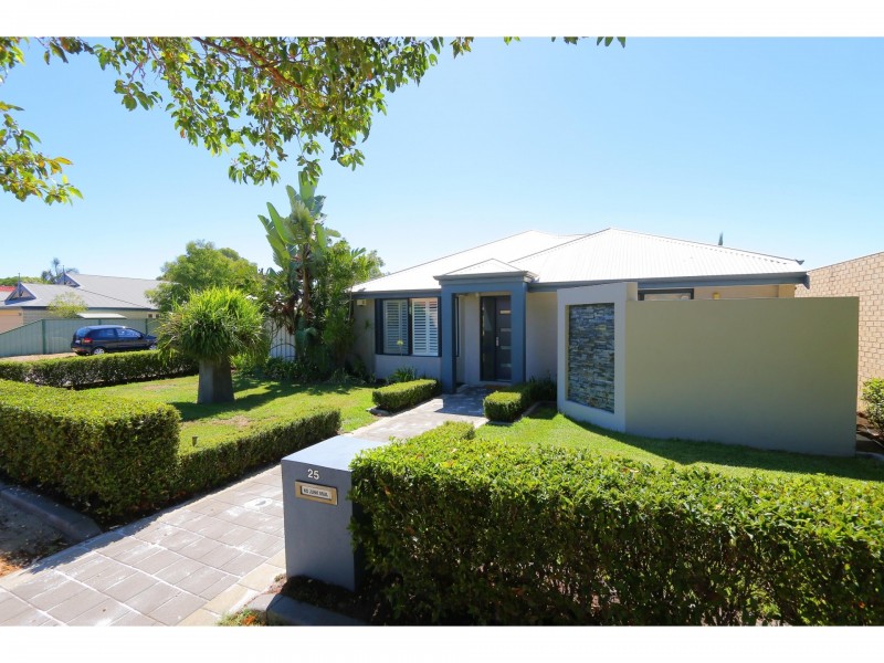 25 Klem Avenue, Redcliffe WA 6104