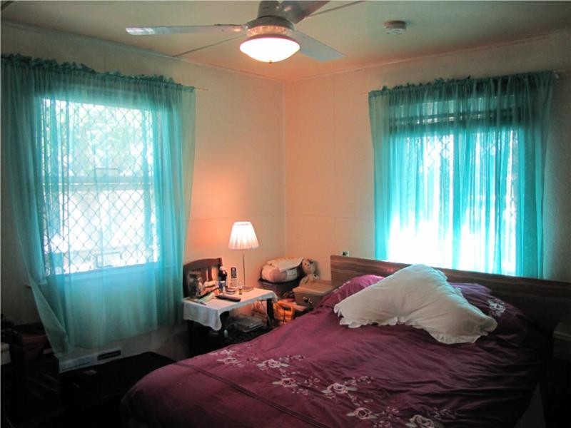 8  Joan Street, Southport QLD 4215