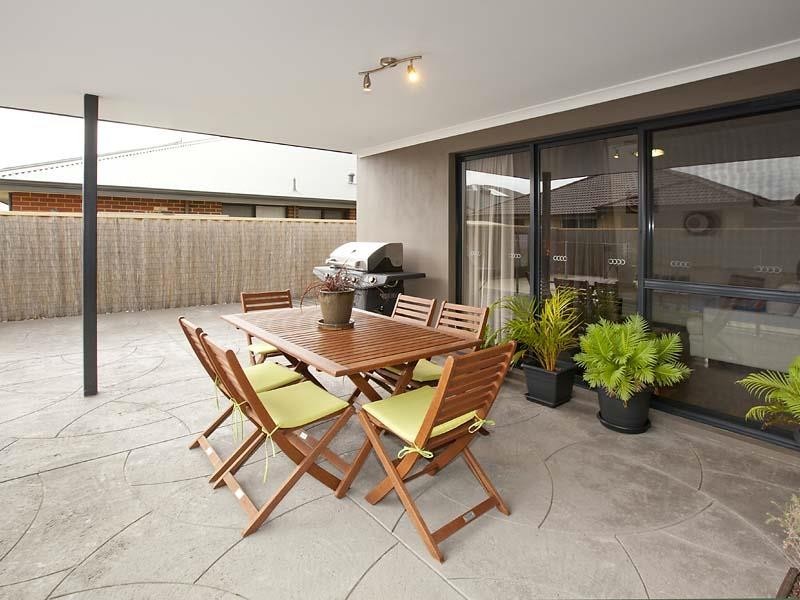 30 Gallinago Corner, Harrisdale WA 6112