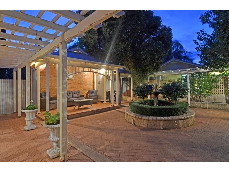 140 Bourke Street, Lamington WA 6430