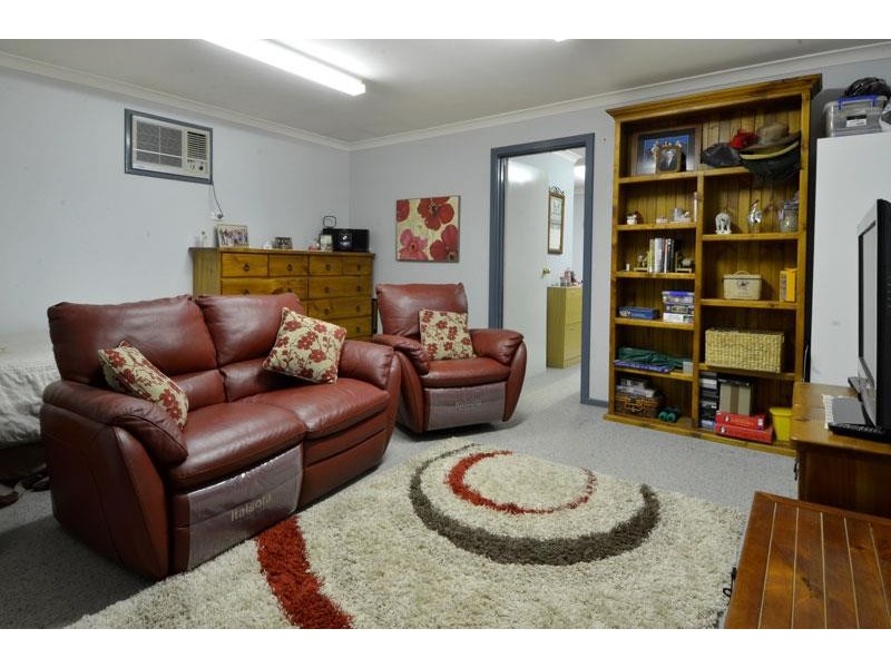 140 Bourke Street, Lamington WA 6430