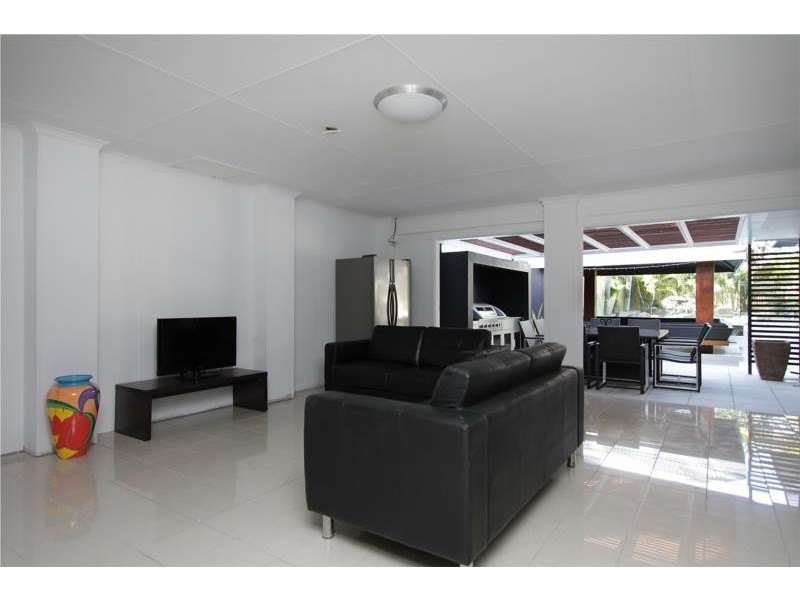 5 shepherd road, Eimeo QLD 4740