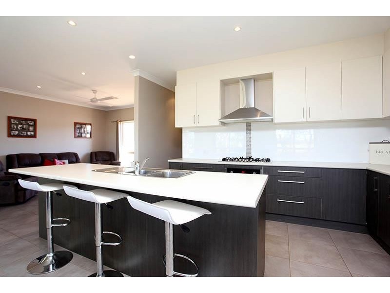 11 Links Court, Mccracken SA 5211