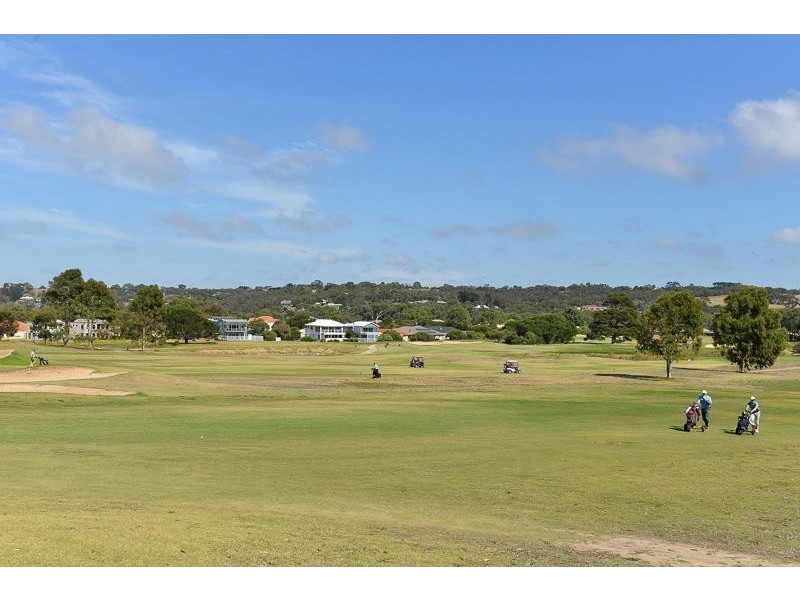 11 Links Court, Mccracken SA 5211