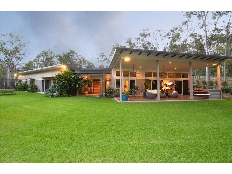 206 Sugars Road, Anstead QLD 4070