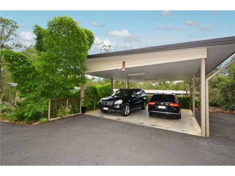 206 Sugars Road, Anstead QLD 4070