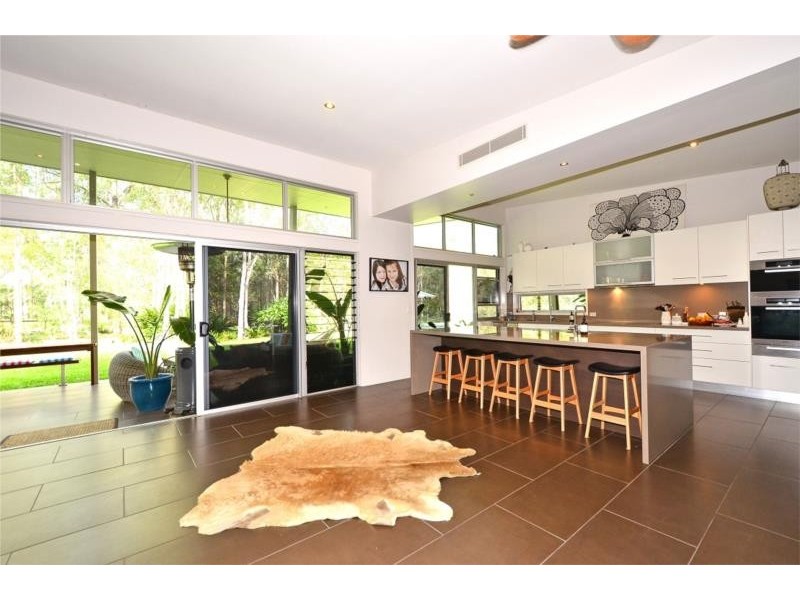 206 Sugars Road, Anstead QLD 4070