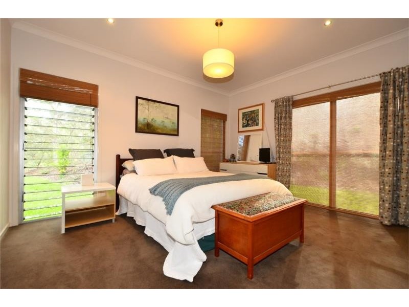 206 Sugars Road, Anstead QLD 4070