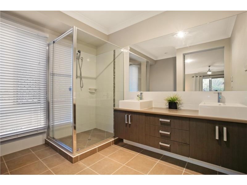 16 Oasis Court, Woombye QLD 4559