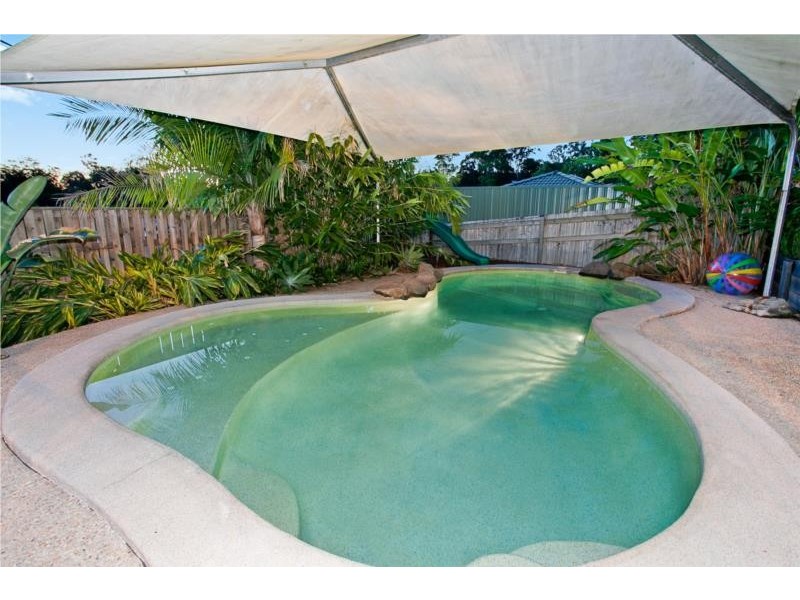 16 Oasis Court, Woombye QLD 4559