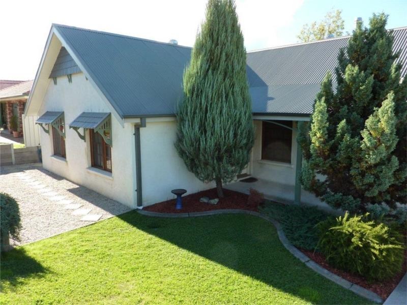 69 Green Street, West Bathurst NSW 2795