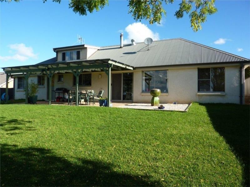 69 Green Street, West Bathurst NSW 2795