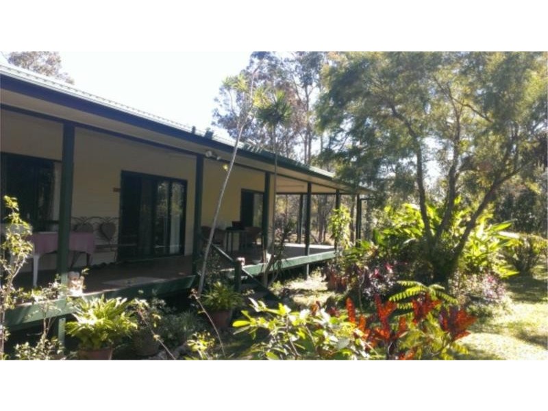 12 Island Close, Pacific Haven QLD 4659