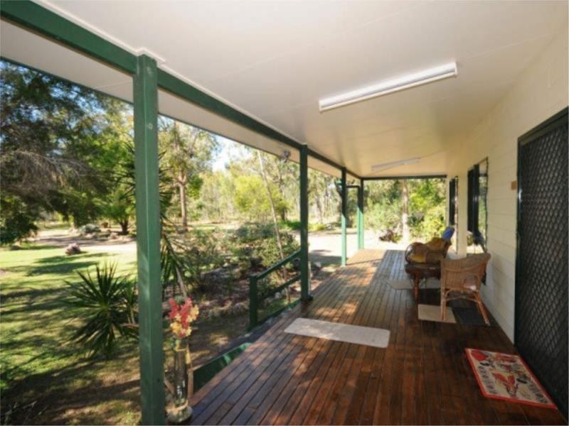 12 Island Close, Pacific Haven QLD 4659