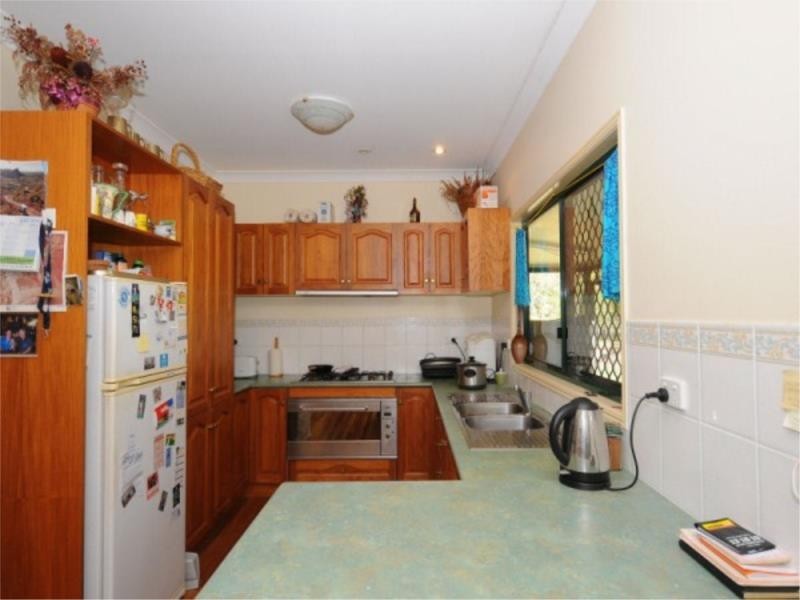 12 Island Close, Pacific Haven QLD 4659