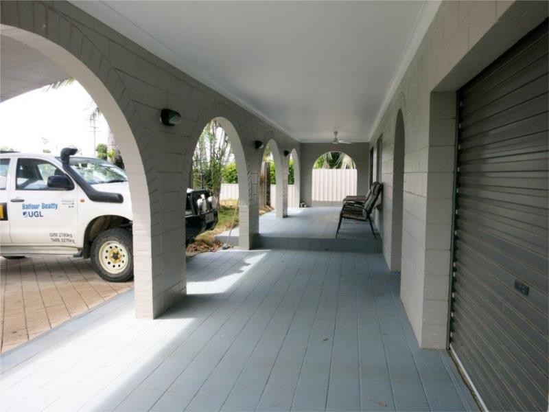 99 Roma Street, Cardwell QLD 4849