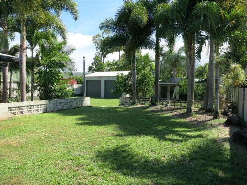 99 Roma Street, Cardwell QLD 4849
