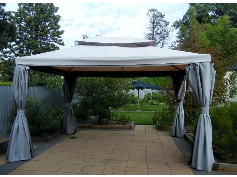 16 Bluebonnet Crescent, Coleambally NSW 2707