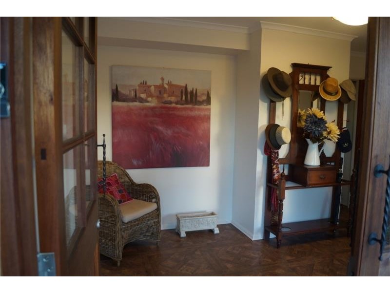 4 Balmoral Court, Urraween QLD 4655