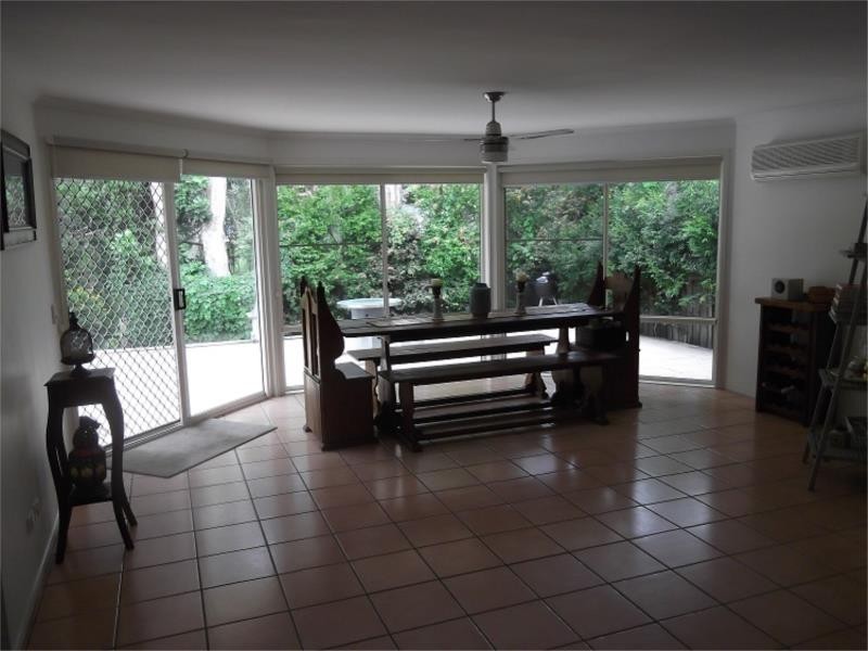 11 Bluewater Place, Sapphire Beach NSW 2450