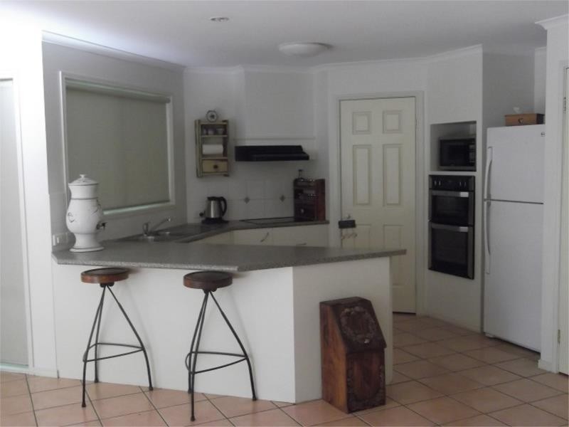 11 Bluewater Place, Sapphire Beach NSW 2450