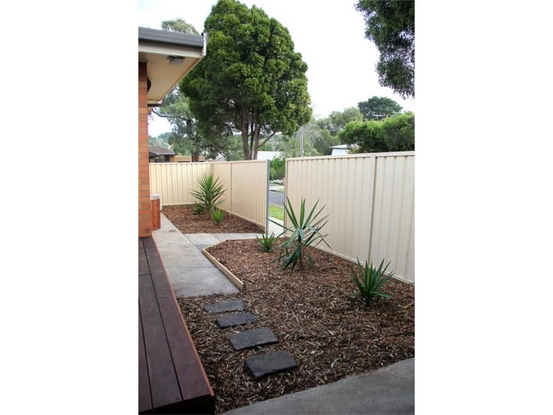 4 Evwick Crescent, Highton VIC 3216