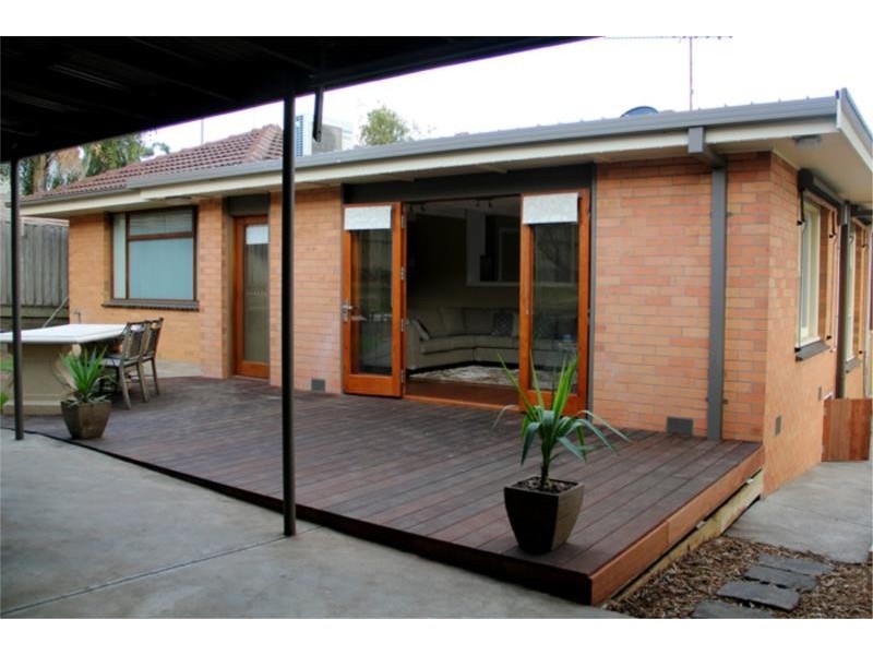 4 Evwick Crescent, Highton VIC 3216
