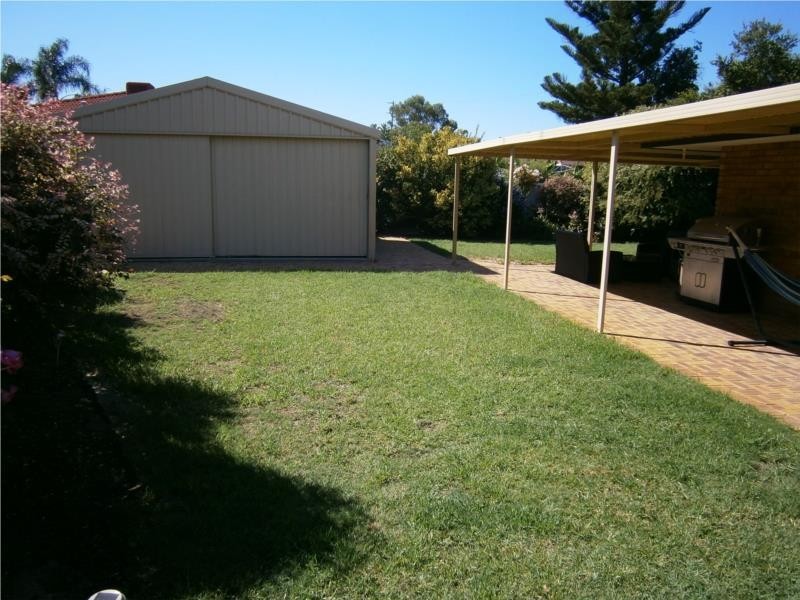 4 Jib Place, Ballajura WA 6066