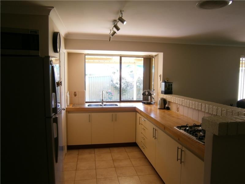 4 Jib Place, Ballajura WA 6066