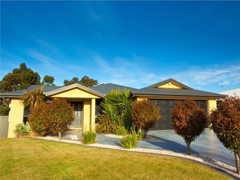 14 Panorama Crescent, Cooee TAS 7320