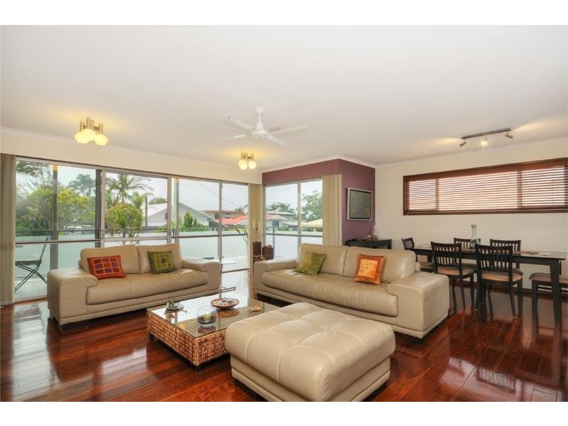 24 First Avenue, Labrador QLD 4215